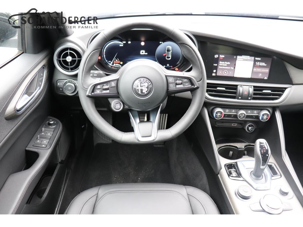 Alfa Romeo Giulia 2023