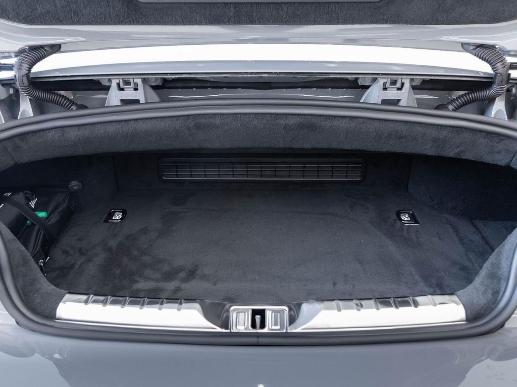 Bentley Continental GTC 2025