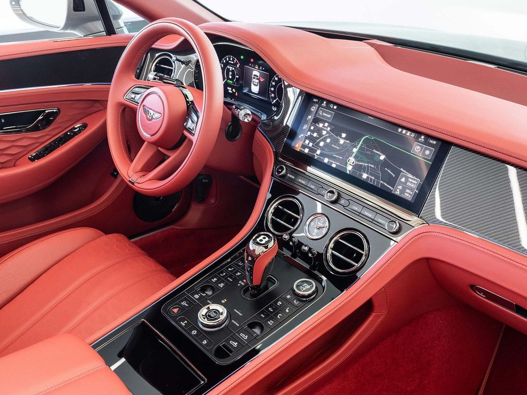 Bentley Continental GTC 2025