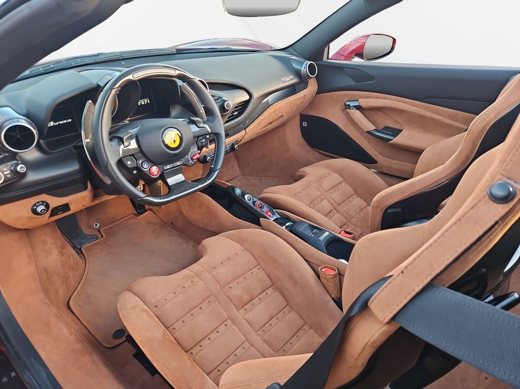 Ferrari F8 2023