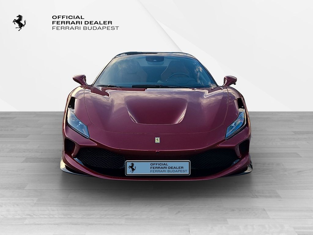 Ferrari F8 2023