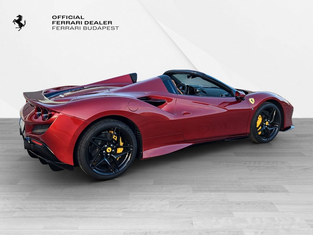 Ferrari F8 2023
