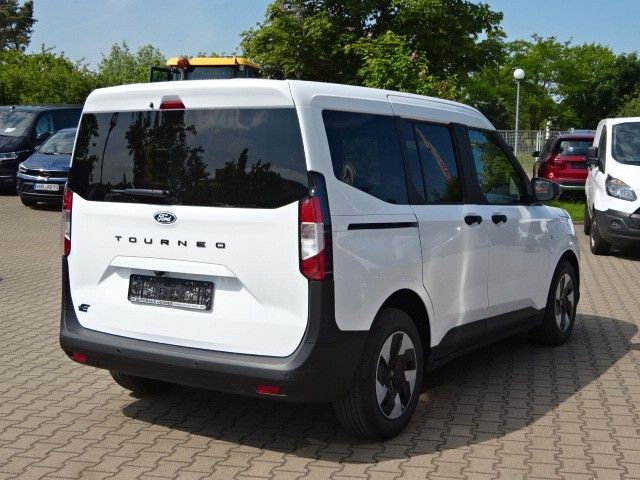 Ford Tourneo Courier 2025