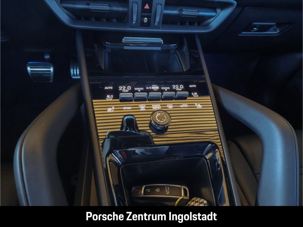 Porsche Cayenne 2025