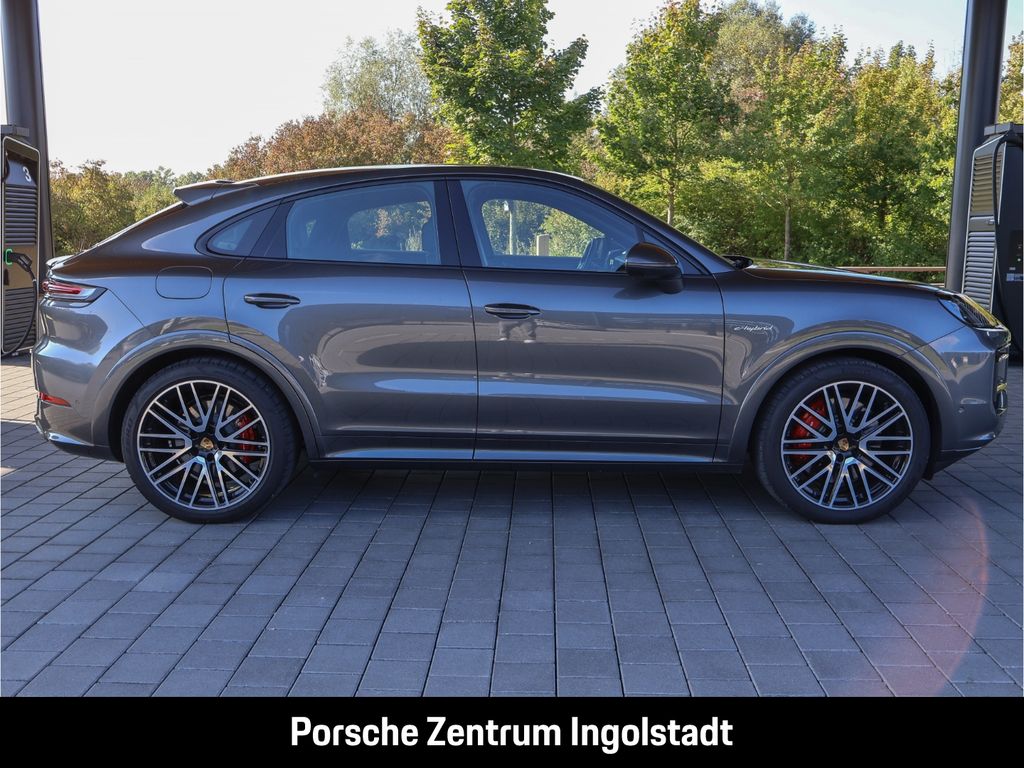 Porsche Cayenne 2025