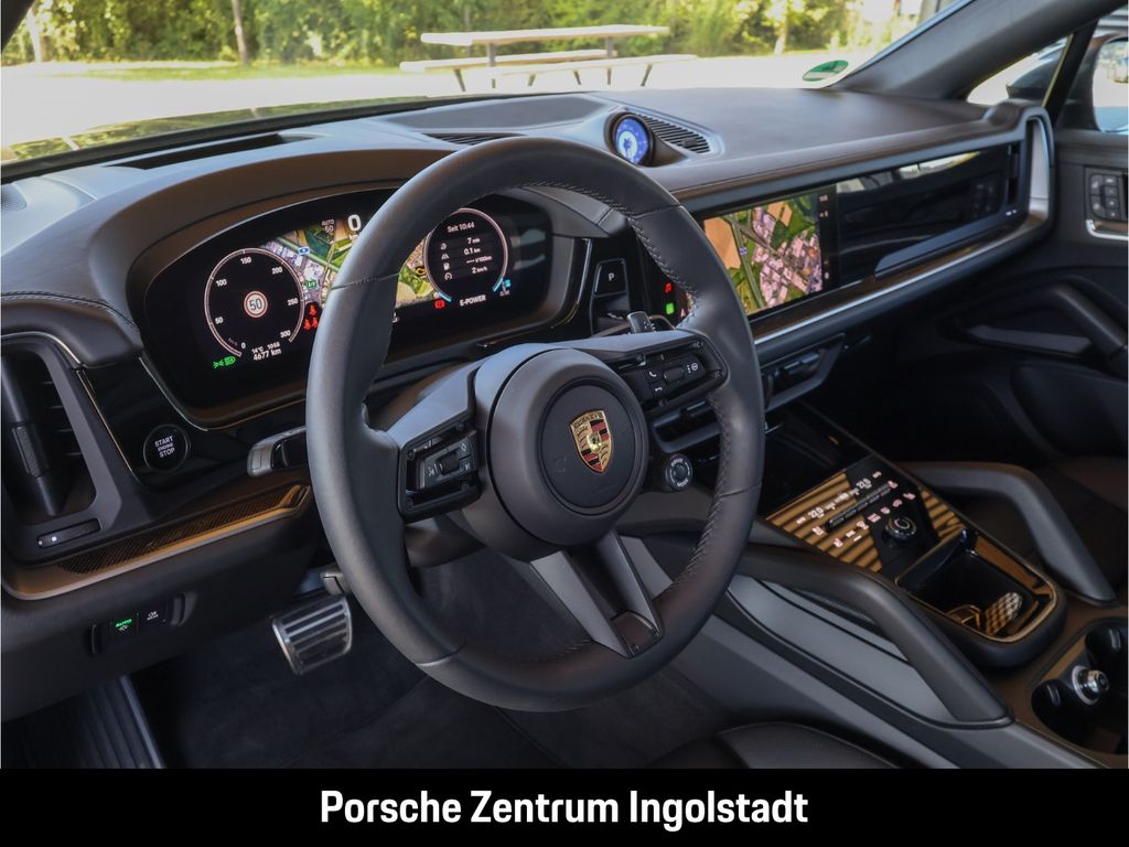 Porsche Cayenne 2025
