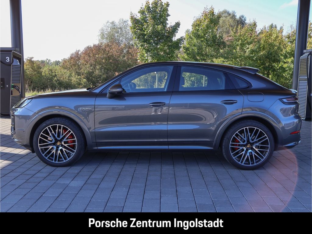 Porsche Cayenne 2025