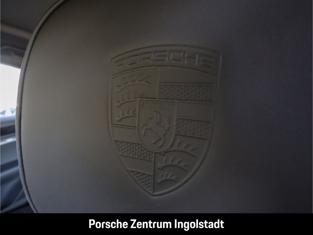 Porsche Cayenne 2025