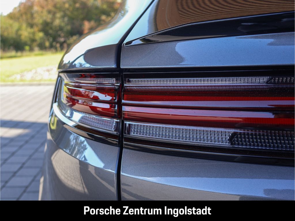 Porsche Cayenne 2025