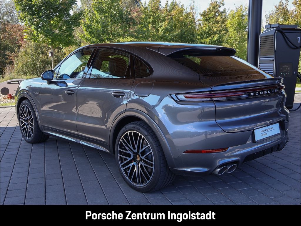Porsche Cayenne 2025