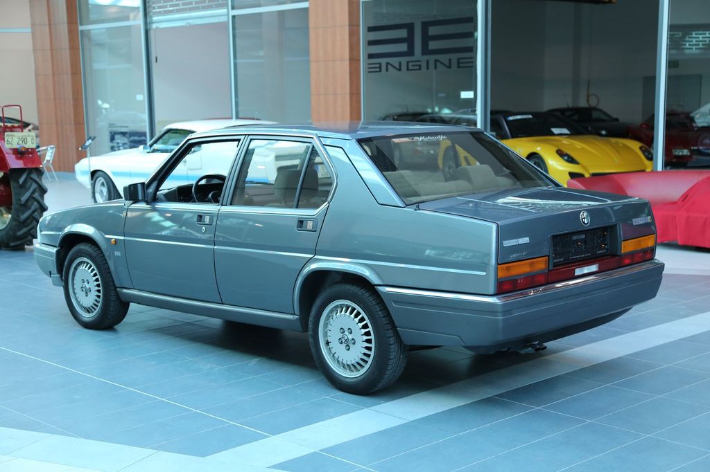 Alfa Romeo 90 1986