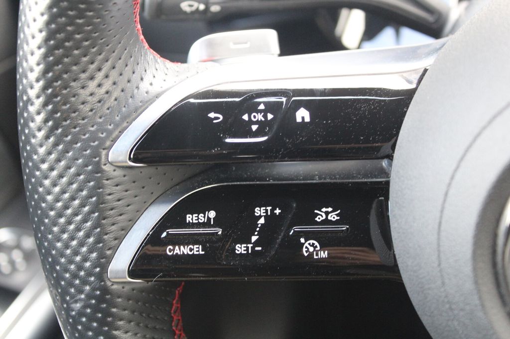 Mercedes-Benz B 250 2023