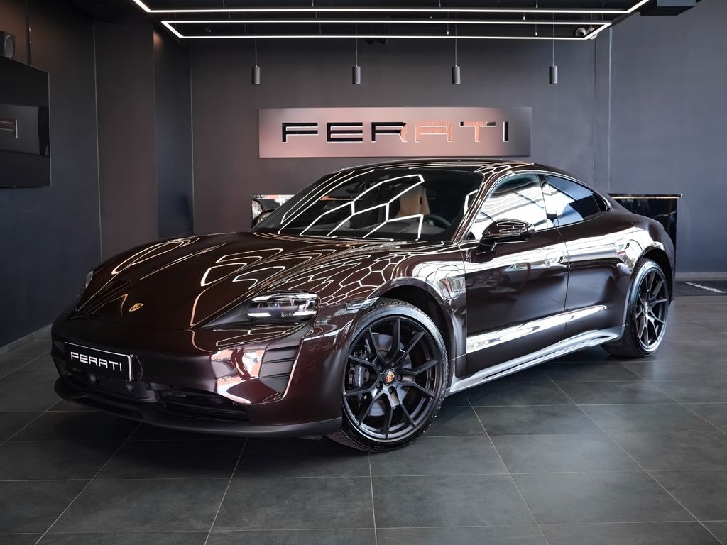 Porsche Taycan 2023
