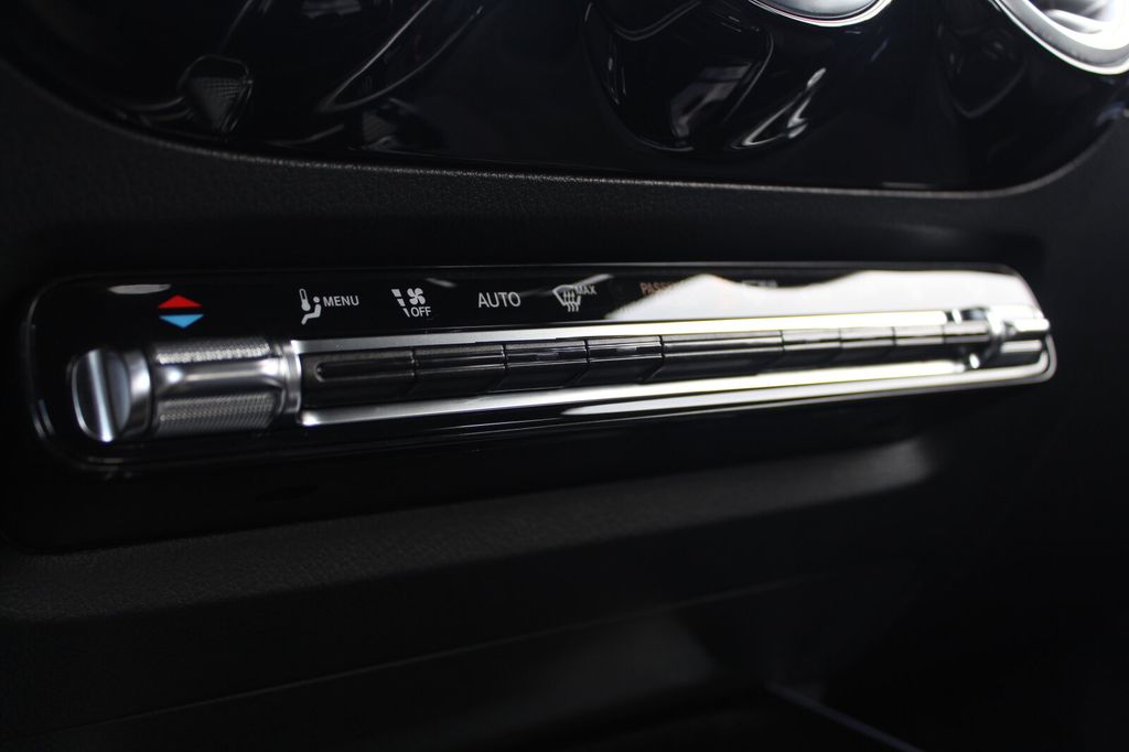 Mercedes-Benz B 250 2023