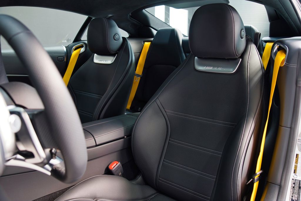 Mercedes-Benz AMG GT 2025