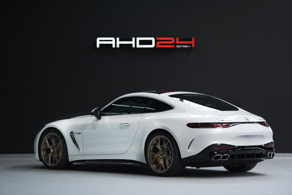 Mercedes-Benz AMG GT 2025