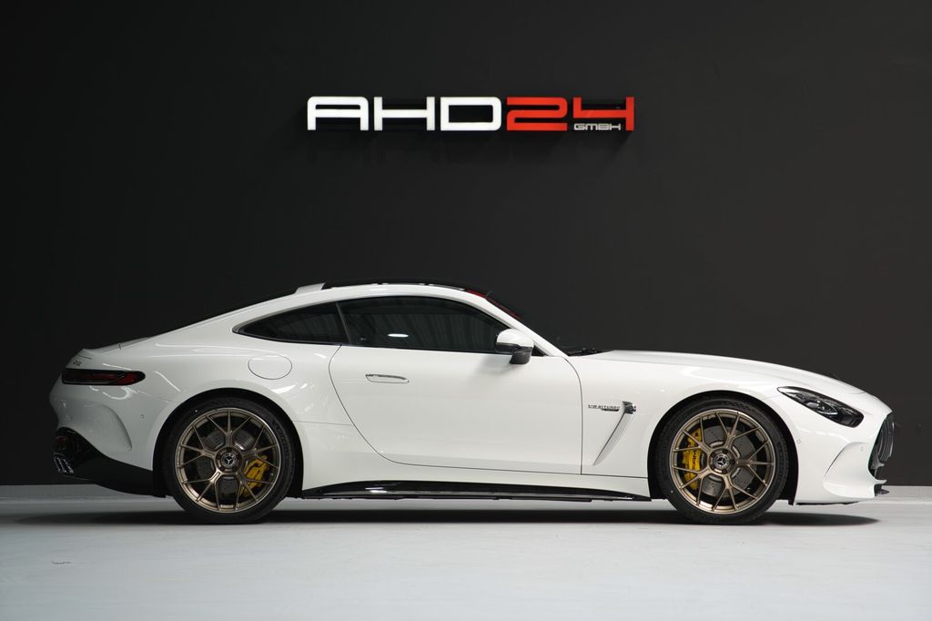 Mercedes-Benz AMG GT 2025