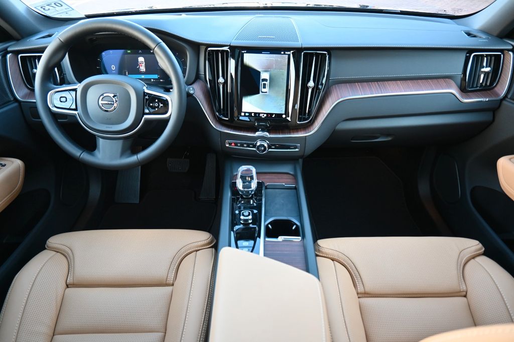Volvo XC60 2023