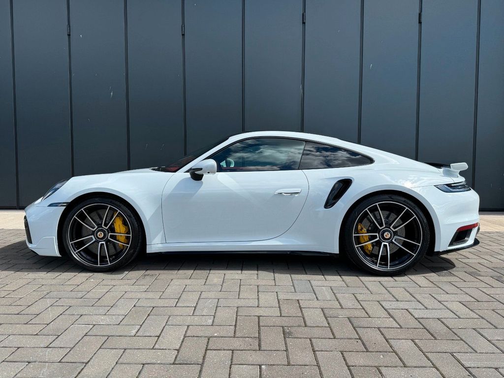 Porsche 992 2022