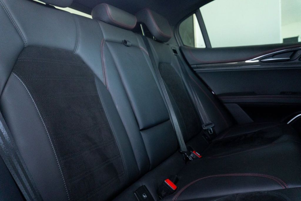 Alfa Romeo Stelvio 2019