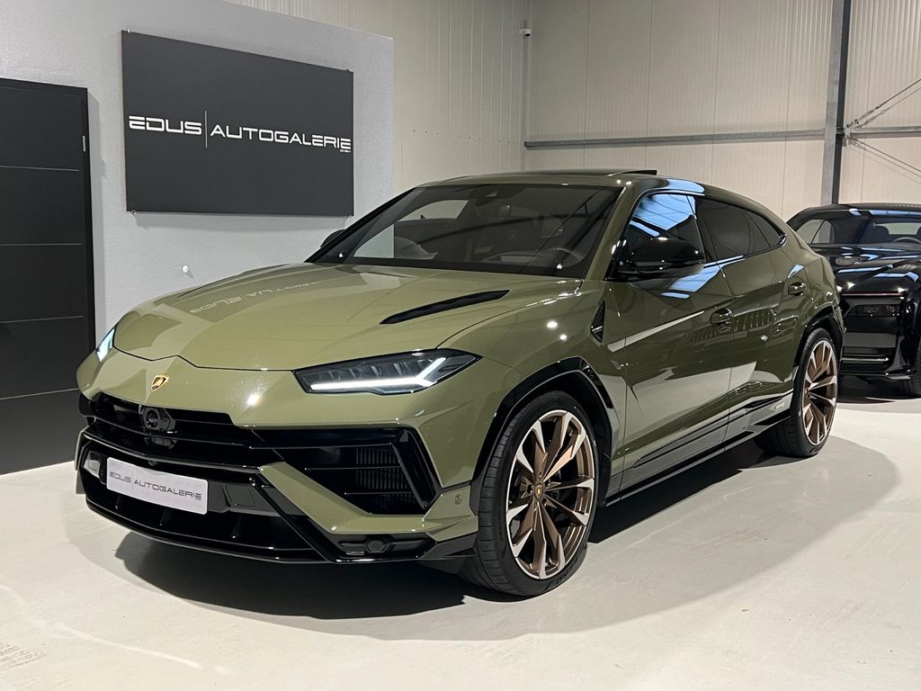 Lamborghini Urus 2024