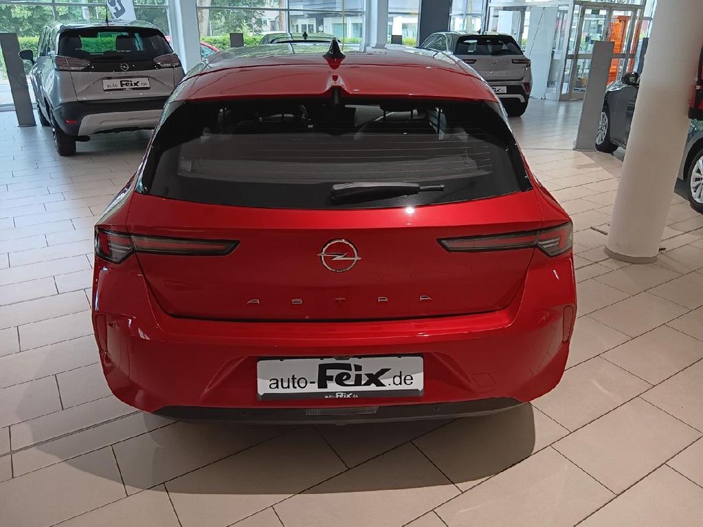 Opel Astra 2023