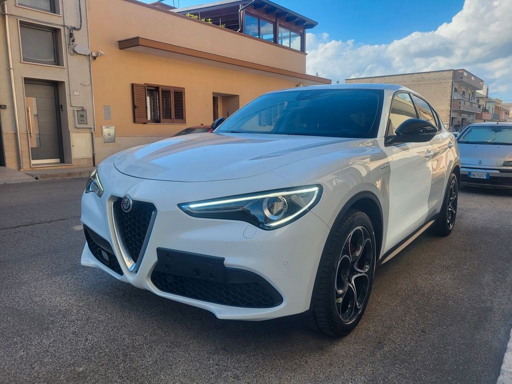Alfa Romeo Stelvio 2021