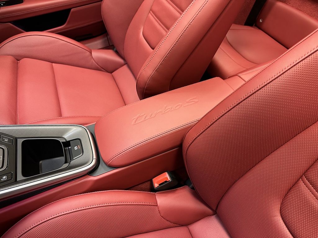 Porsche 992 2023