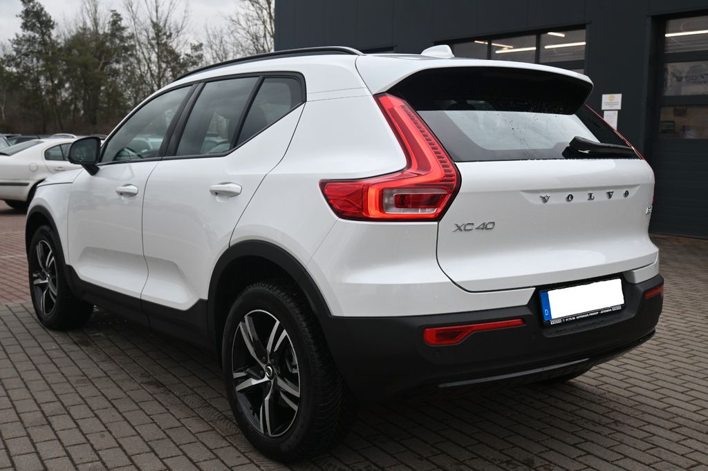 Volvo XC40 2024