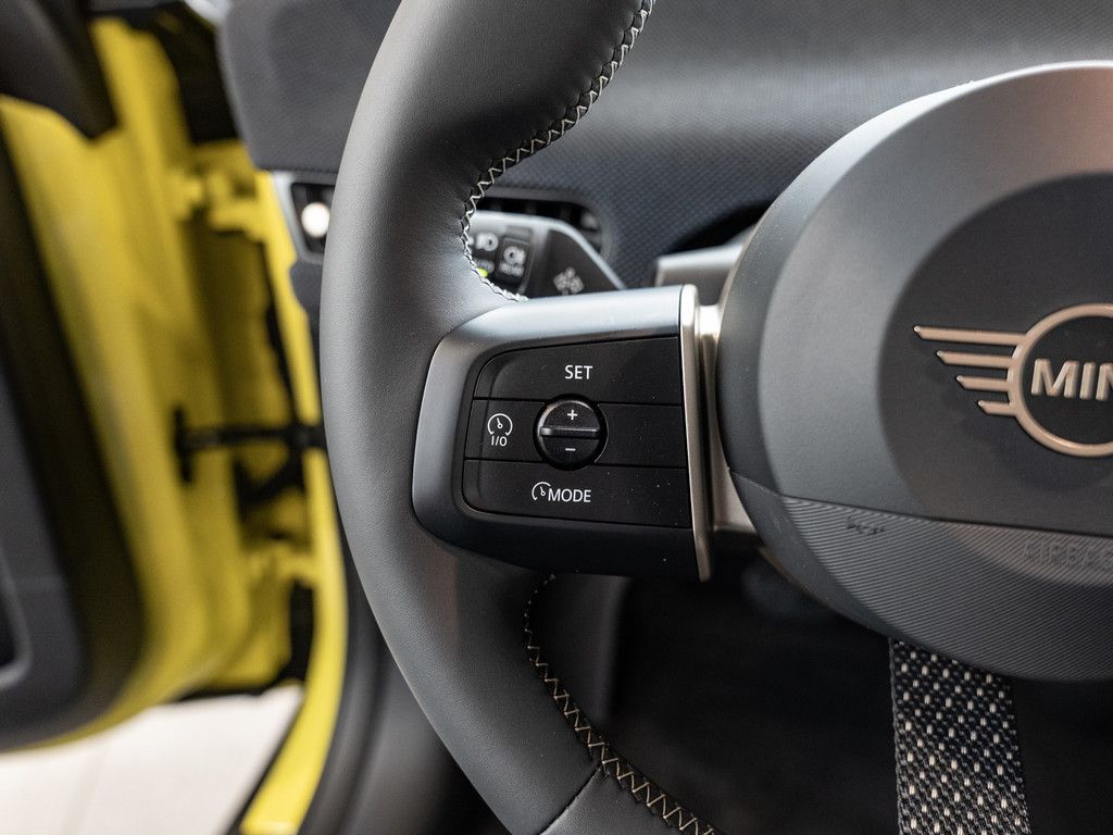 MINI Cooper E 2024