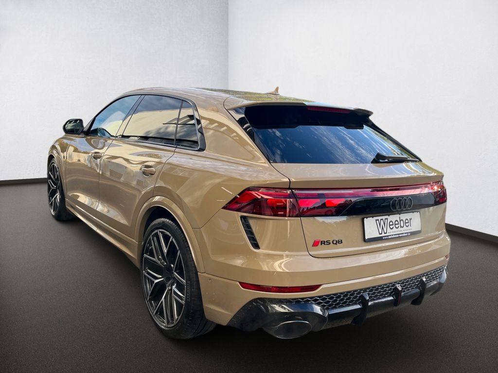 Audi RSQ8 2025
