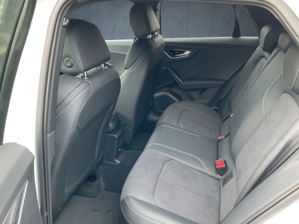 Audi SQ2 2025