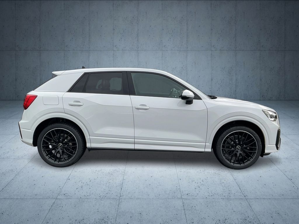 Audi SQ2 2025