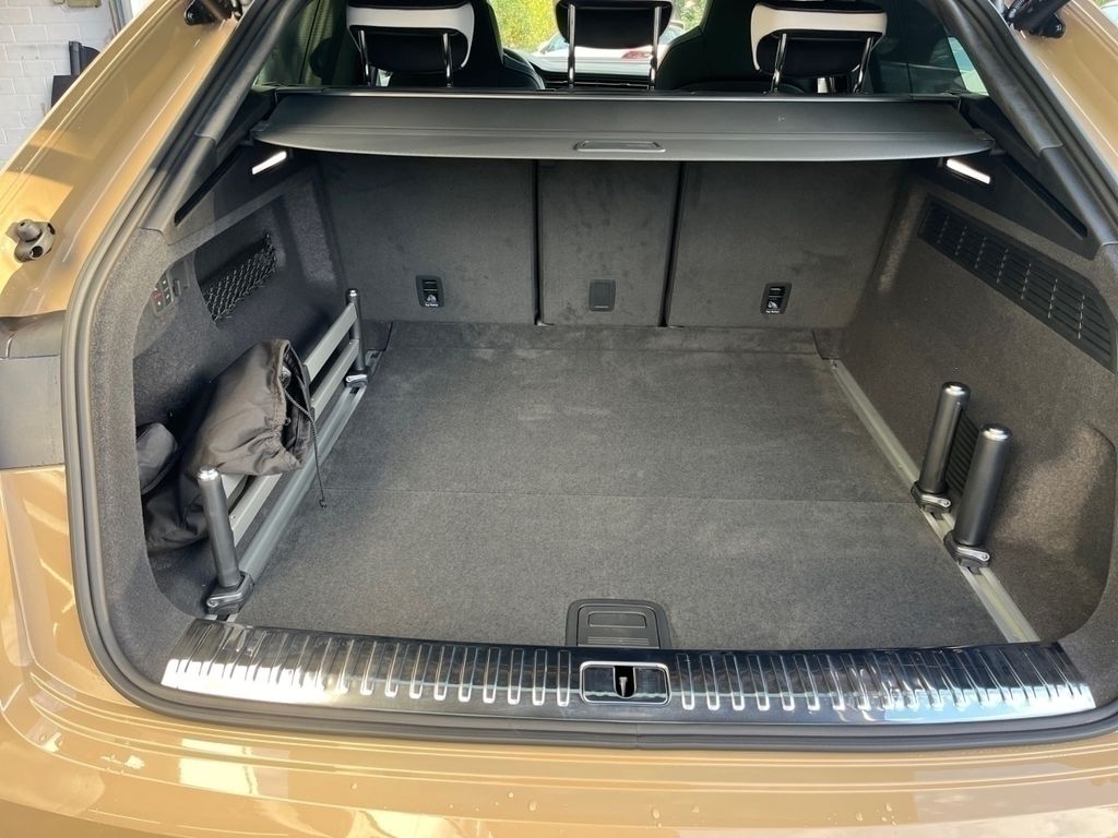 Audi RSQ8 2025