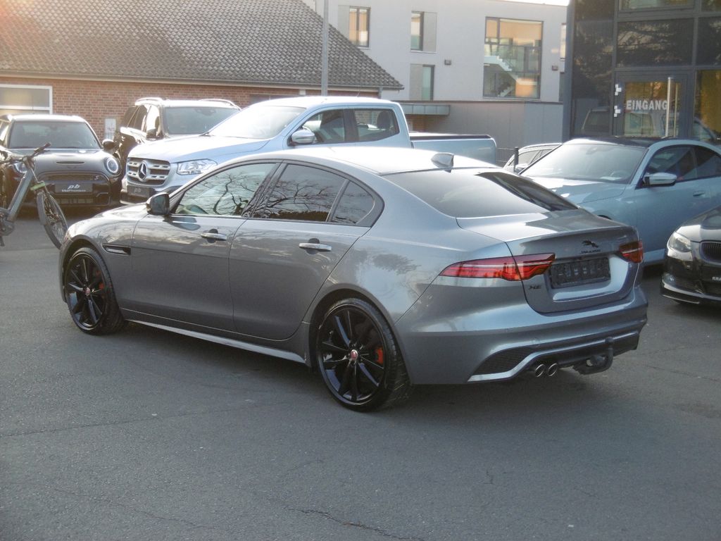 Jaguar XE 2023