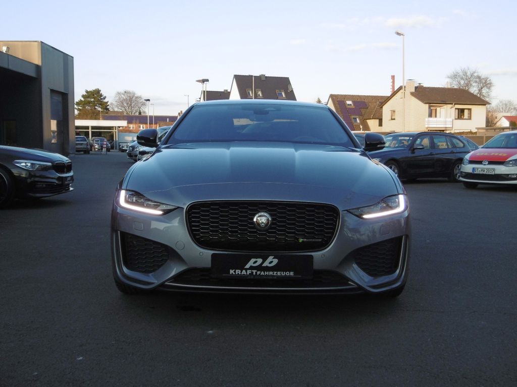 Jaguar XE 2023