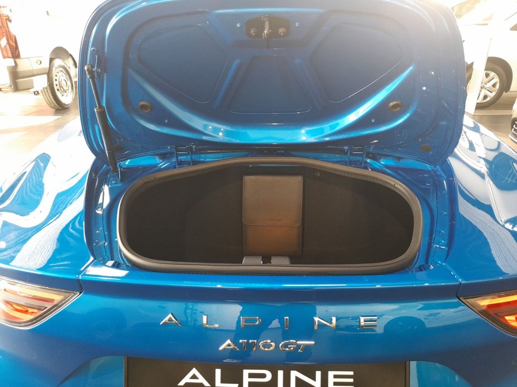 Alpine A110 2025
