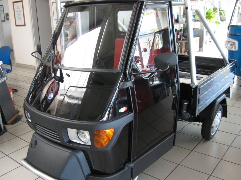 Piaggio APE