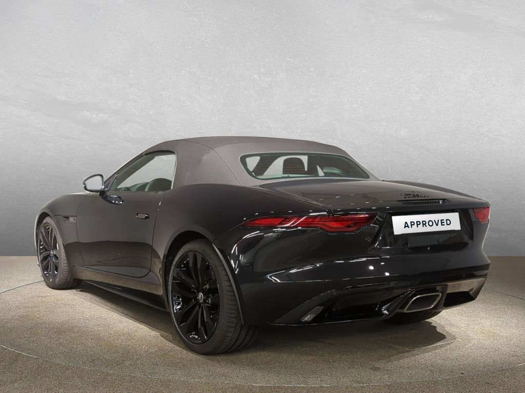 Jaguar F-Type 2024