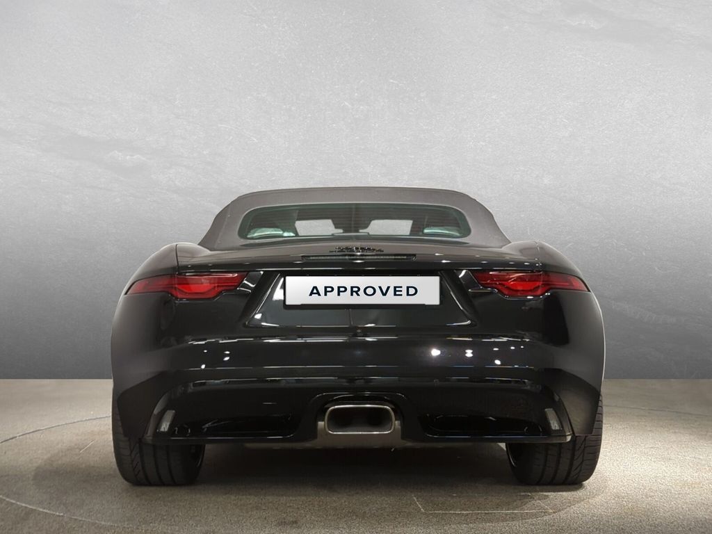 Jaguar F-Type 2024