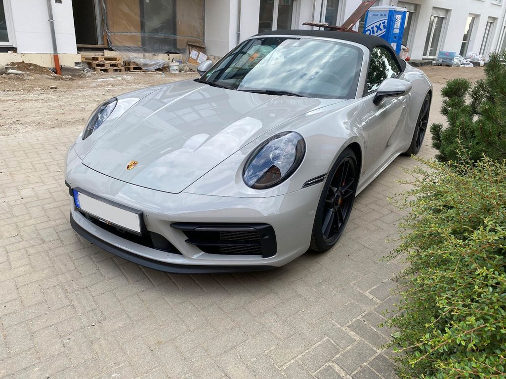 Porsche 911 2023