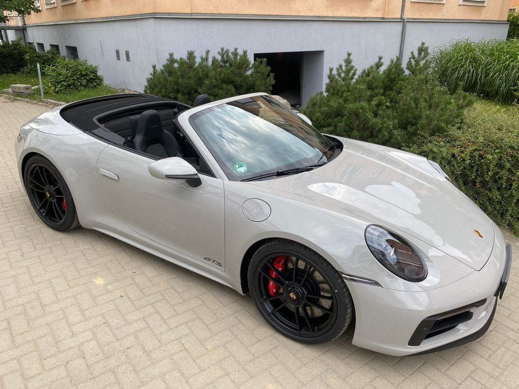 Porsche 911 2023