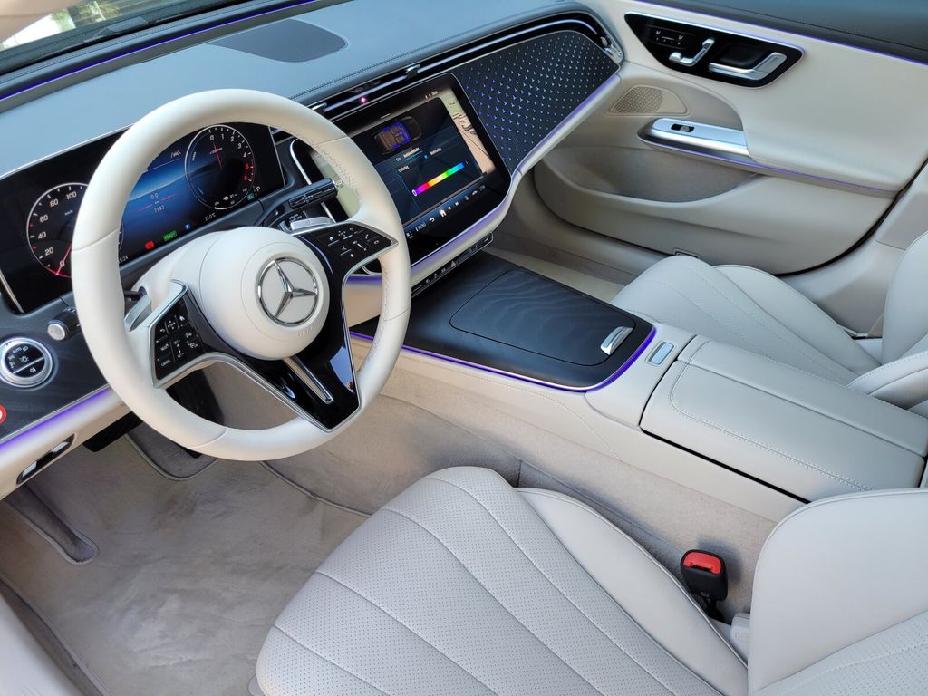 Mercedes-Benz E 300 2024