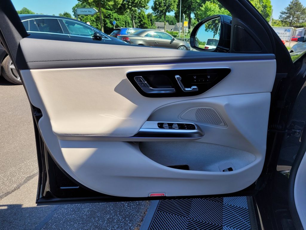 Mercedes-Benz E 300 2024