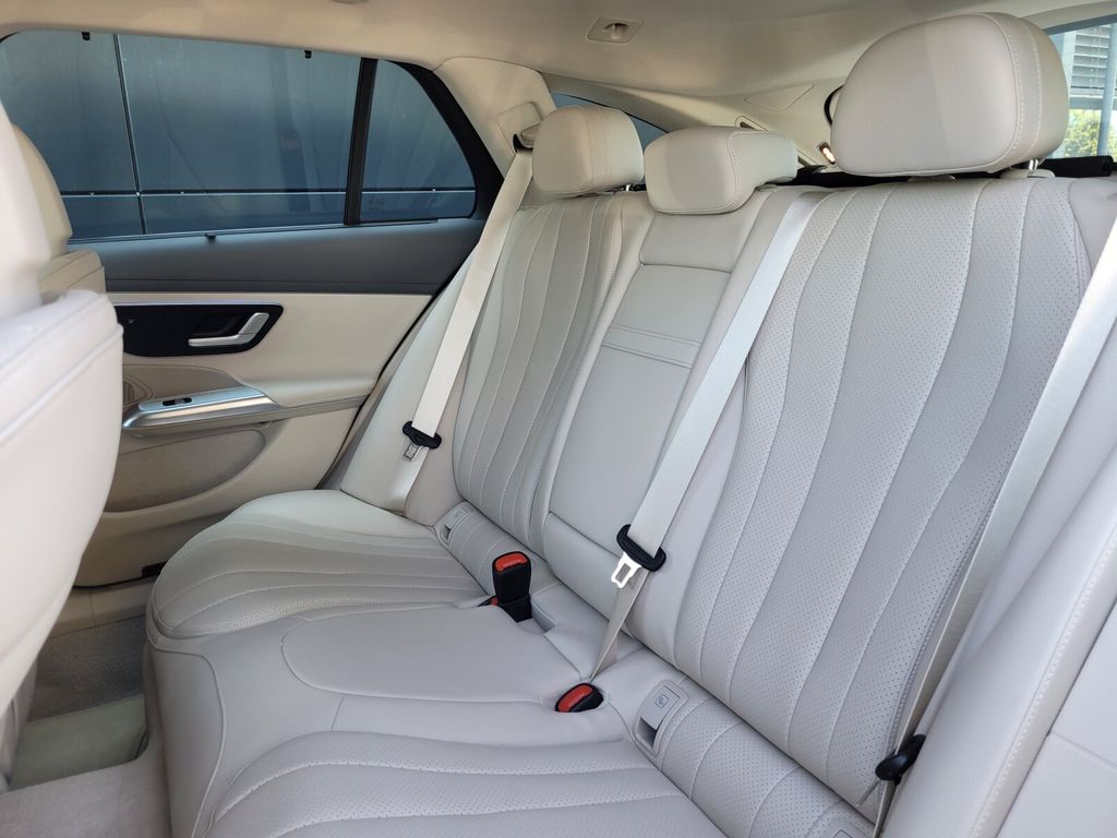 Mercedes-Benz E 300 2024