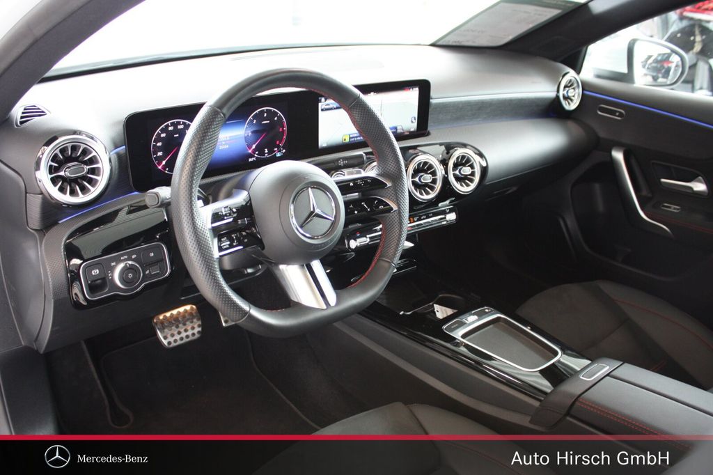 Mercedes-Benz A 220 2024