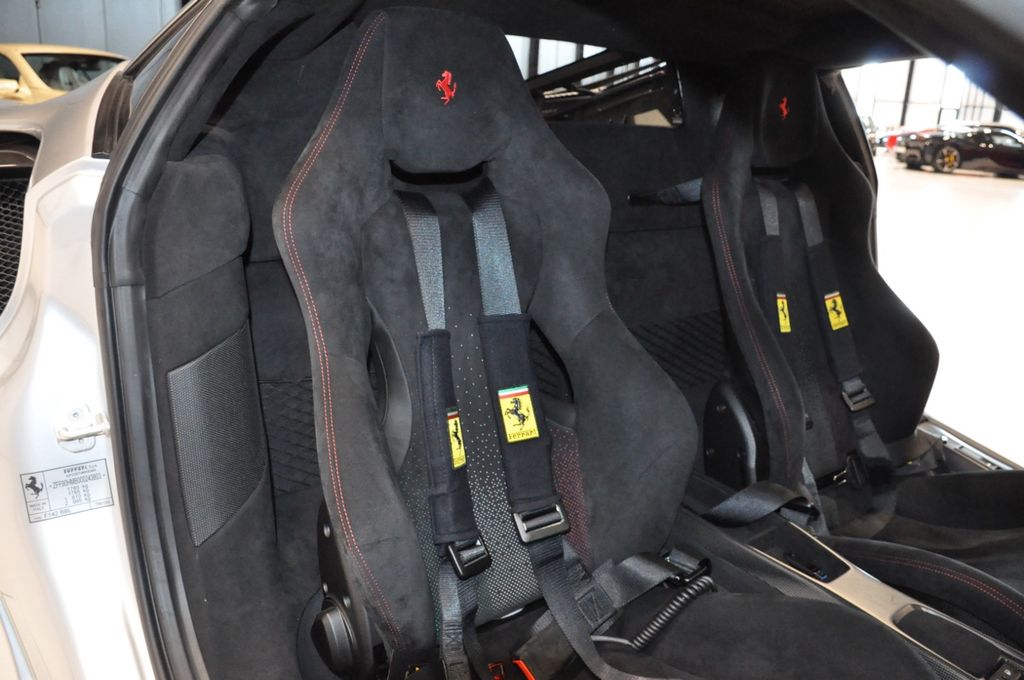 Ferrari 488 Pista 2019