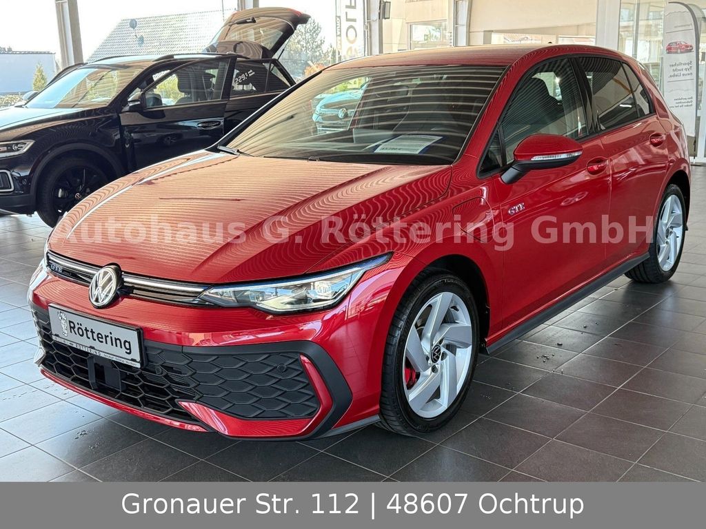 Volkswagen Golf 2024
