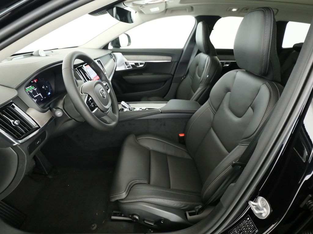 Volvo V90 Cross Country 2023