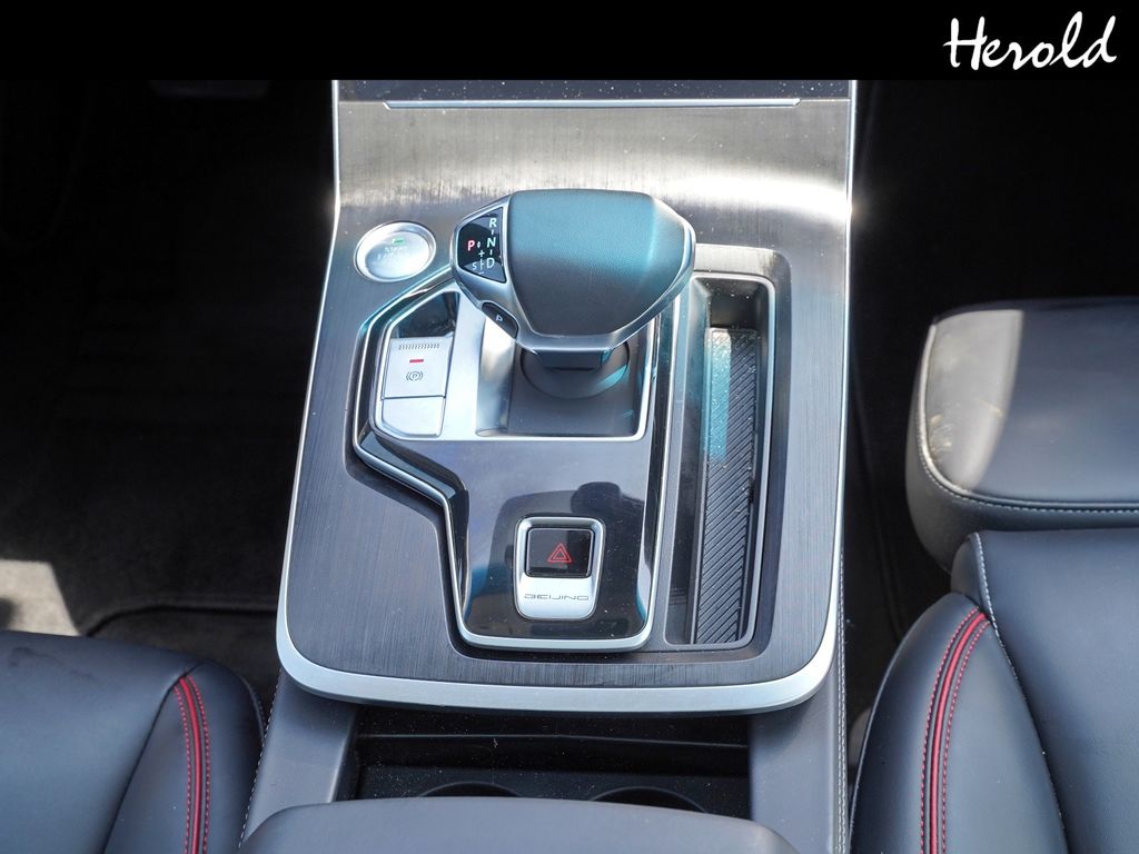 BAIC Beijing X75 2025